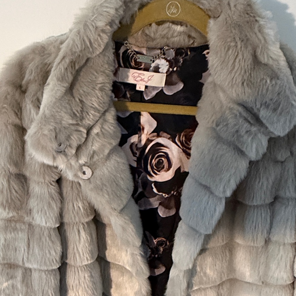 Eliza J Floral Patterned Garment